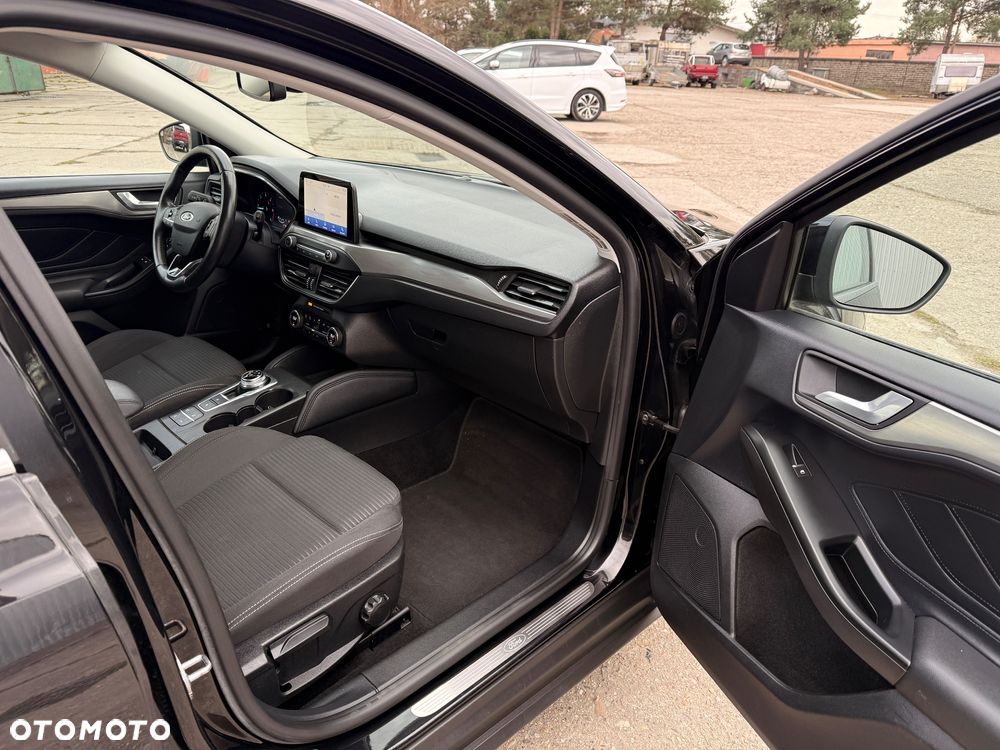 Ford Focus 1.5 EcoBlue Start-Stopp-System TITANIUM - 14