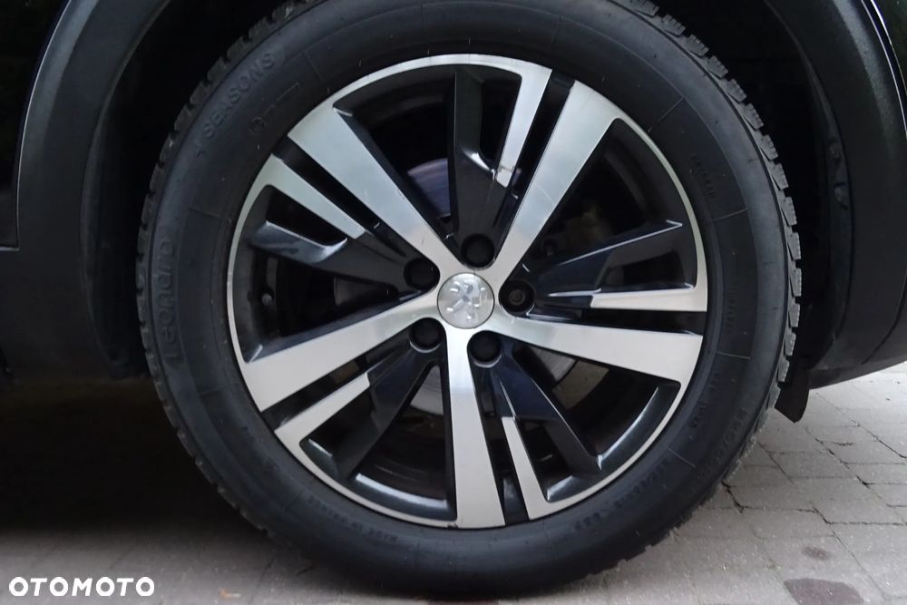 Peugeot 3008 BlueHDi 180 Stop & Start EAT8 GT - 4