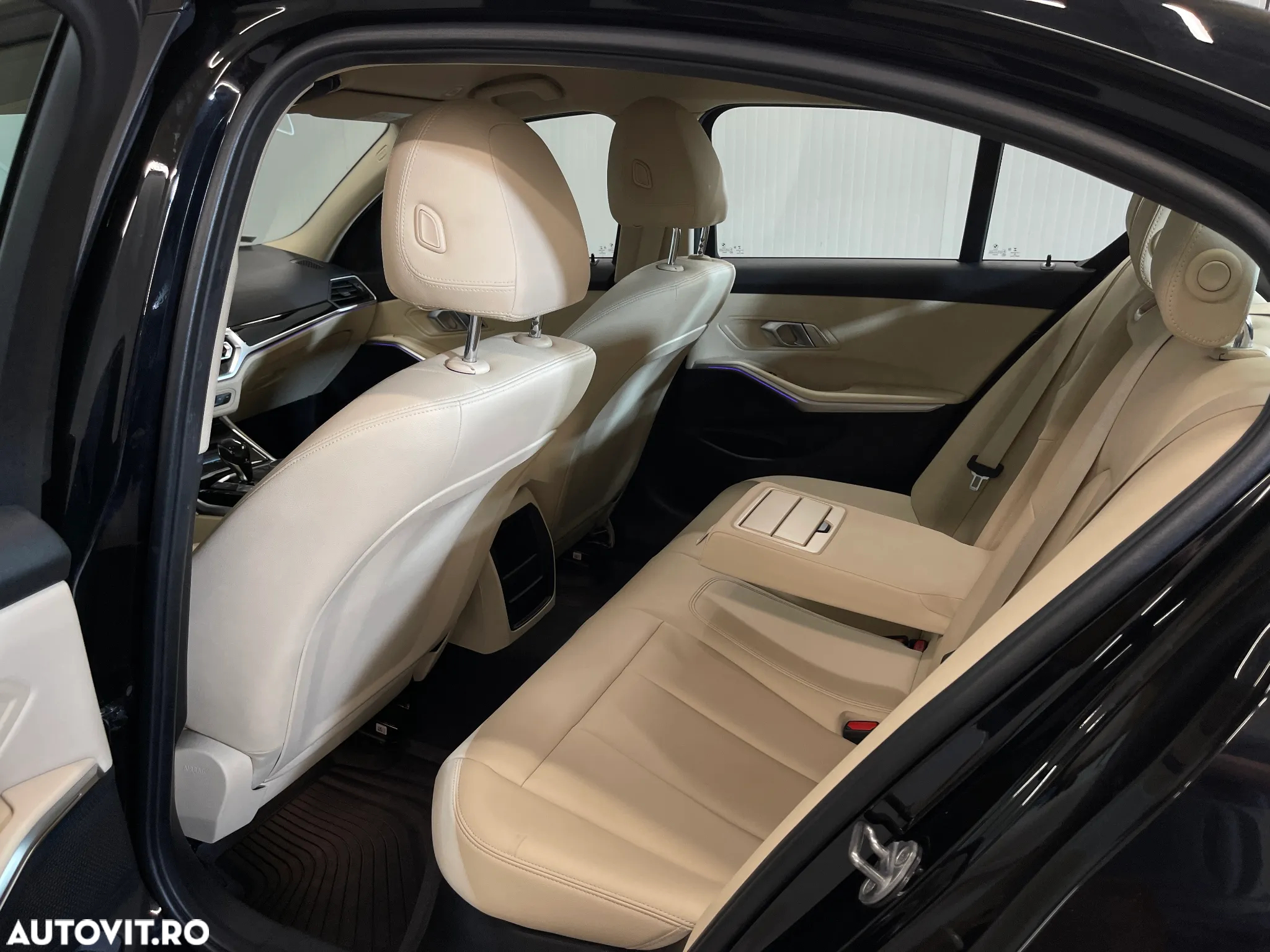 BMW Seria 3 320d xDrive AT MHEV - 11