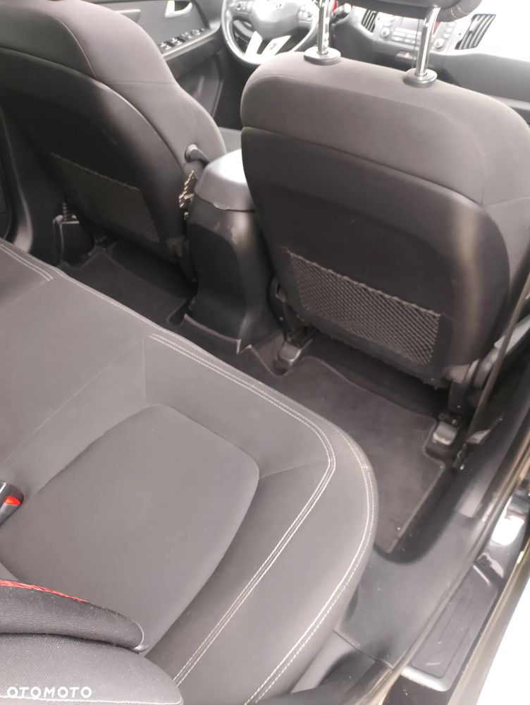 Kia Sportage 1.7 CRDI L 2WD - 12