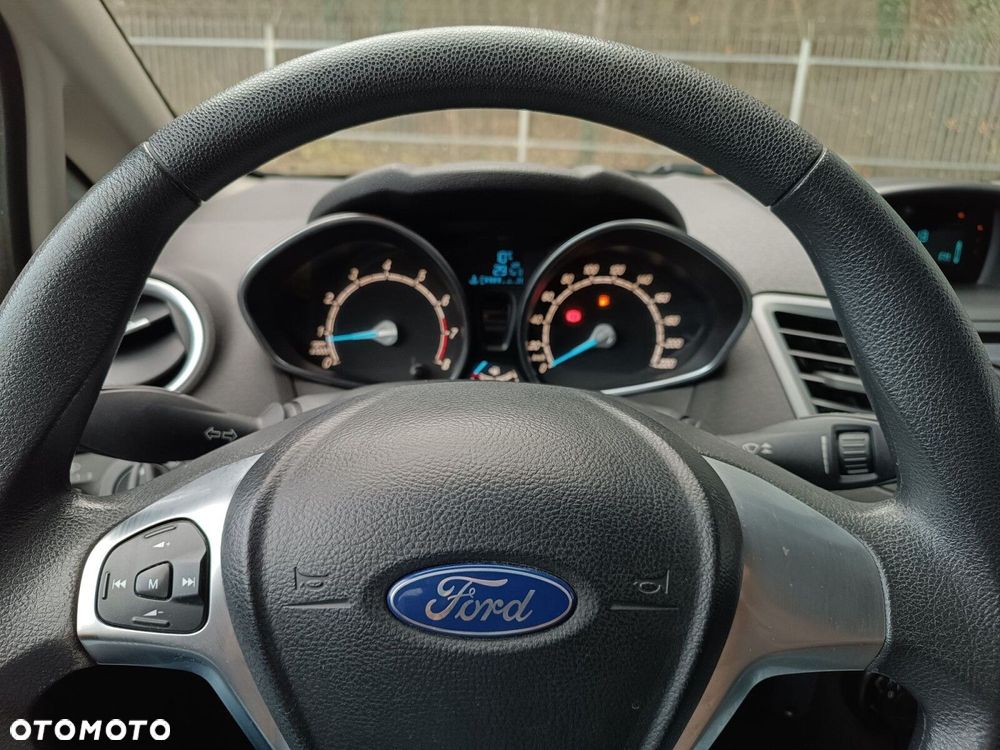 Ford Fiesta 1.25 Ambiente - 19