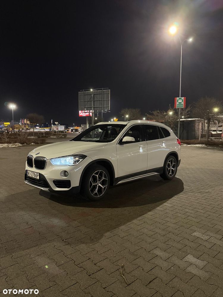 BMW X1 xDrive25i xLine - 13