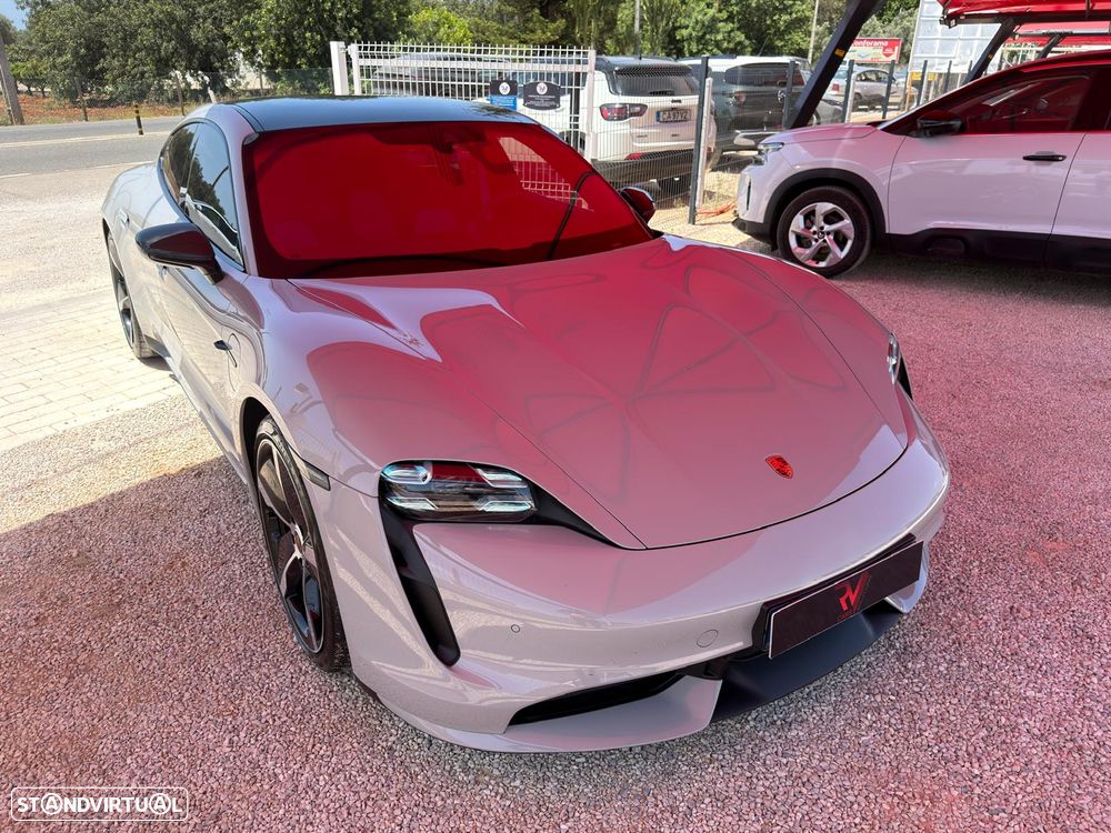 Porsche Taycan Turbo - 46