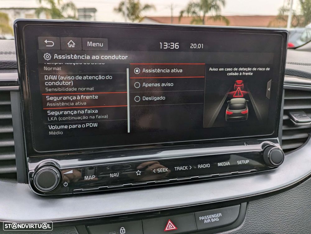 Kia Ceed SW 1.6 CRDi MHEV Drive+SRF - 14