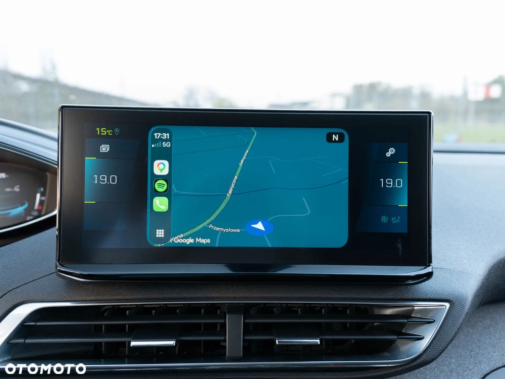 Peugeot 3008 1.6 PureTech Hybrid PHEV Allure Pack S&S EAT8 - 32