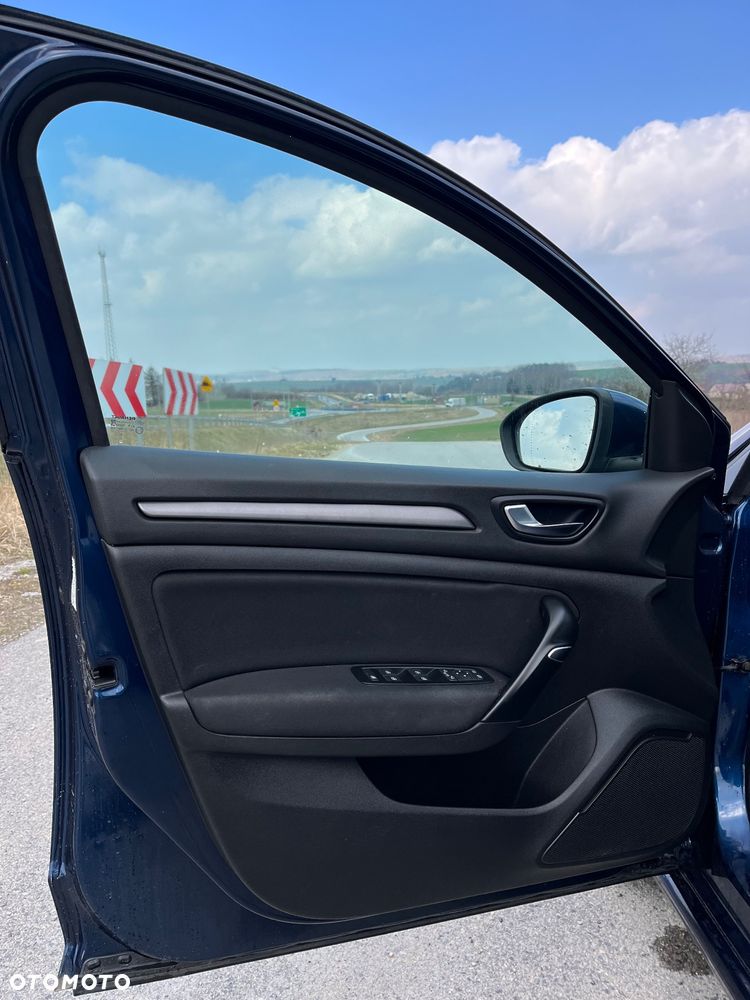 Renault Megane 1.6 E-TECH Plug-In Intens - 10