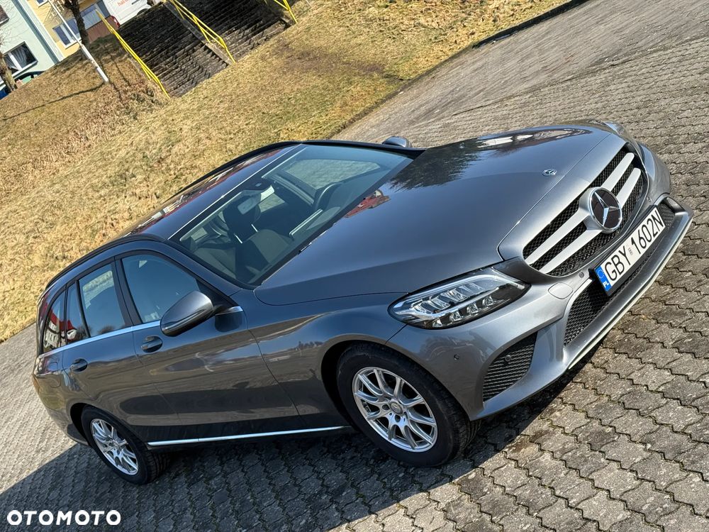 Mercedes-Benz Klasa C 180 - 22