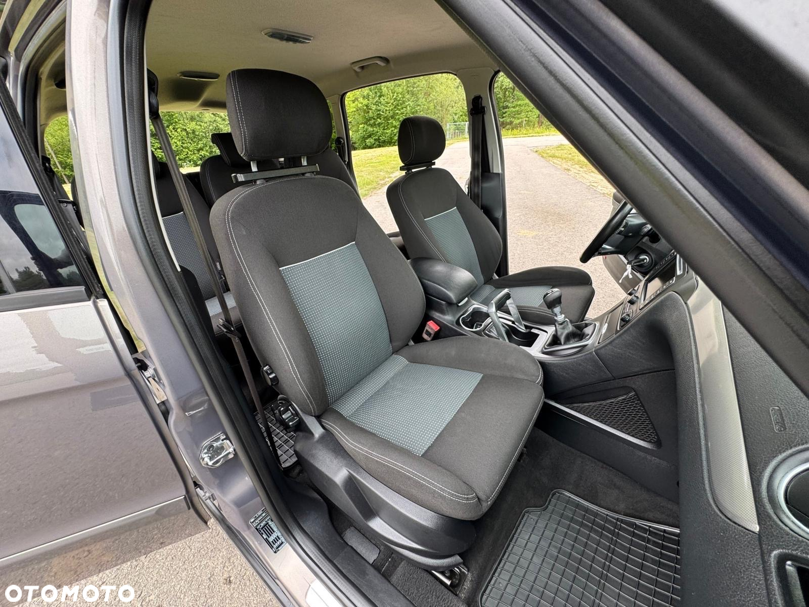 Ford S-Max 2.0 TDCi Titanium - 23