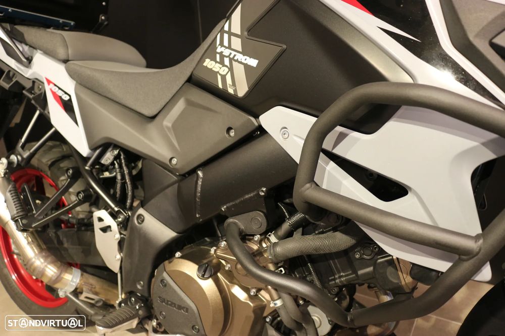 Suzuki v-strom - 4