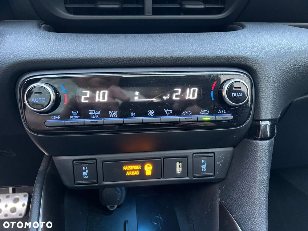 Toyota Yaris Hybrid 1.5 VVT-i GR SPORT - 23