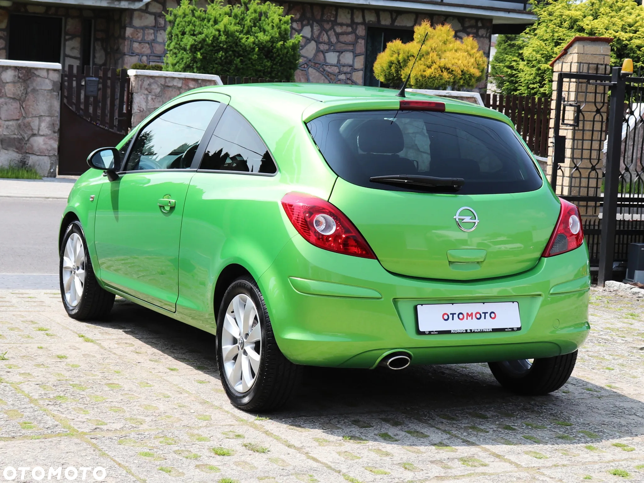 Opel Corsa 1.2 Cosmo - 10