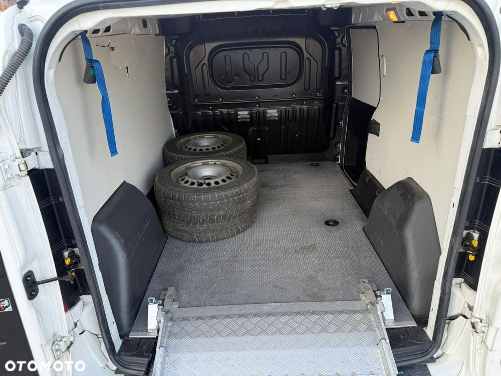 Fiat Doblo - 23