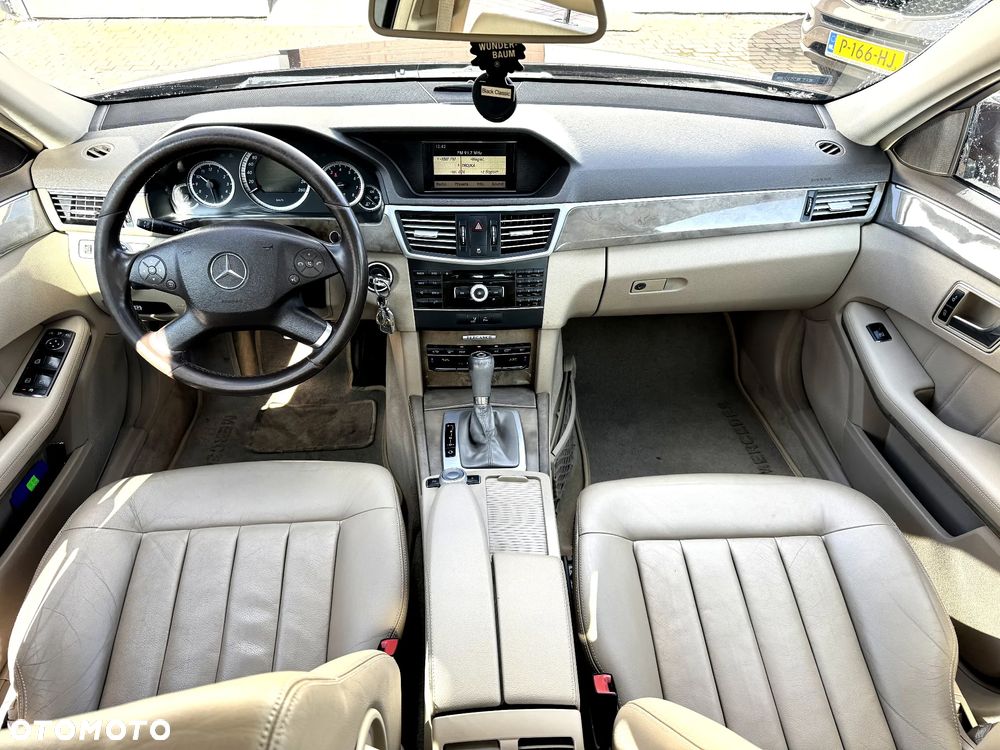 Mercedes-Benz Klasa E 250 CDI 7G-TRONIC Elegance - 10