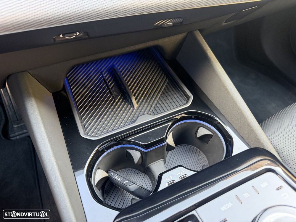BMW 530 e Pack Desportivo M Pro - 48