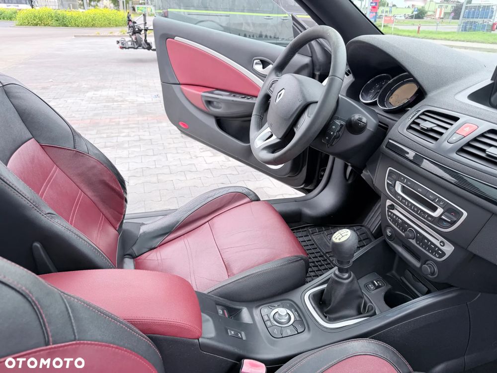 Renault Megane 1.9 dCi FAP Limited - 27