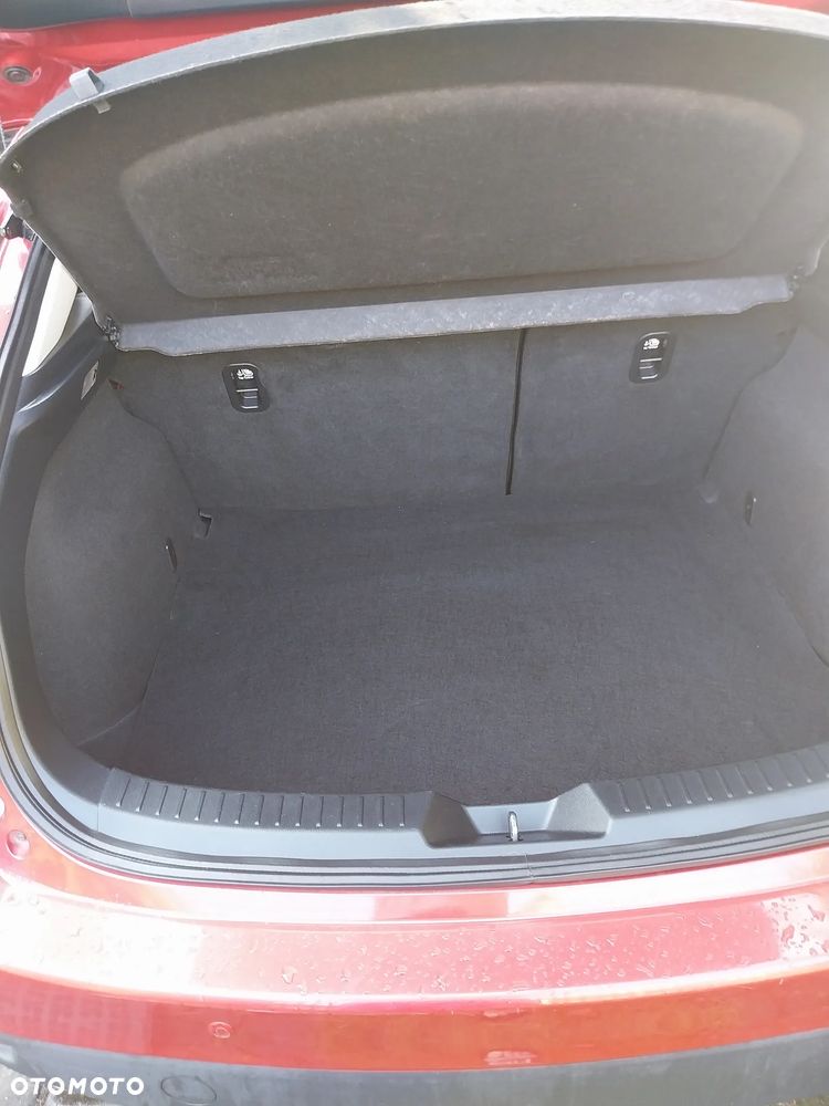 Mazda 3 - 4