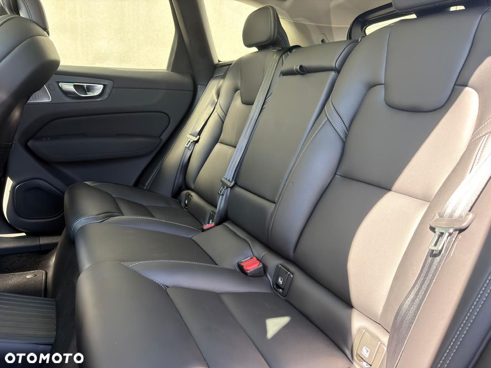 Volvo XC 60 - 38