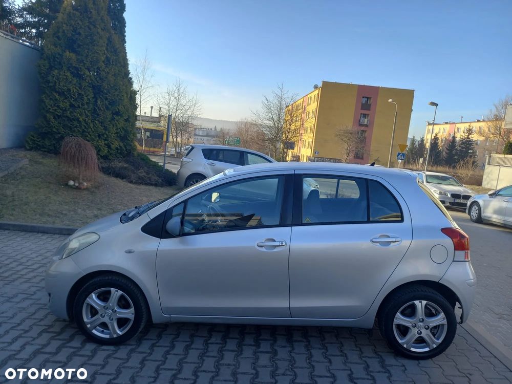 Toyota Yaris 1.4 D-4D Team - 8