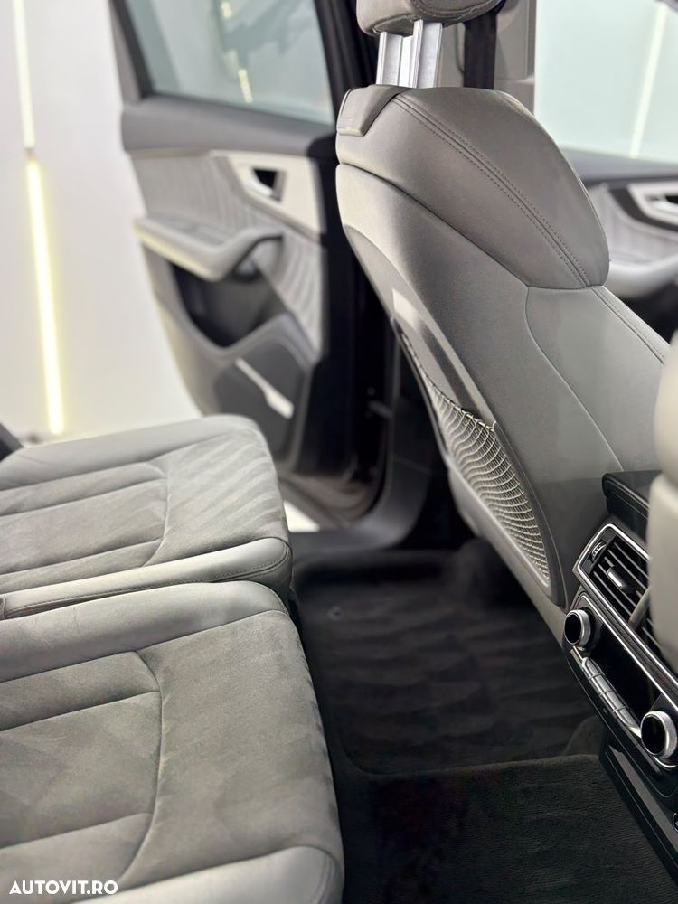 Audi Q7 - 13