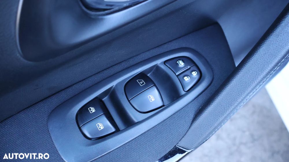 Renault Kadjar Energy dCi 110 EDC Business - 27