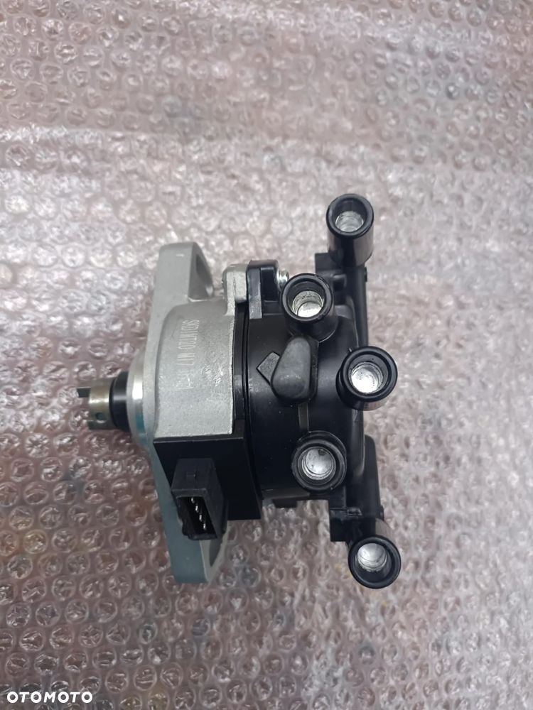APARAT ZAPLONOWY MODUL KOPULKA PALEC APARATU ZAPLONOWEGO MITSUBISHI MONTERO SPORT PAJERO 2.4 3.0 3.5 2.4L 3.0L 3.5L MD330133 T002T56171 MT20 IGNITION DISTRIBUTOR - 3