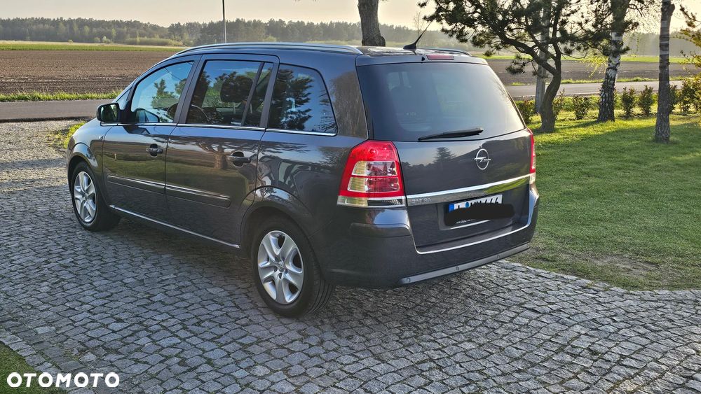 Opel Zafira 1.8 Family Plus - 4