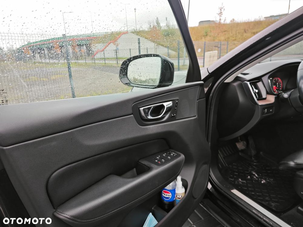 Volvo XC 60 D4 Inscription - 11