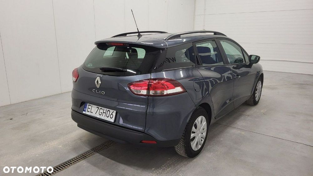 Renault Clio - 6