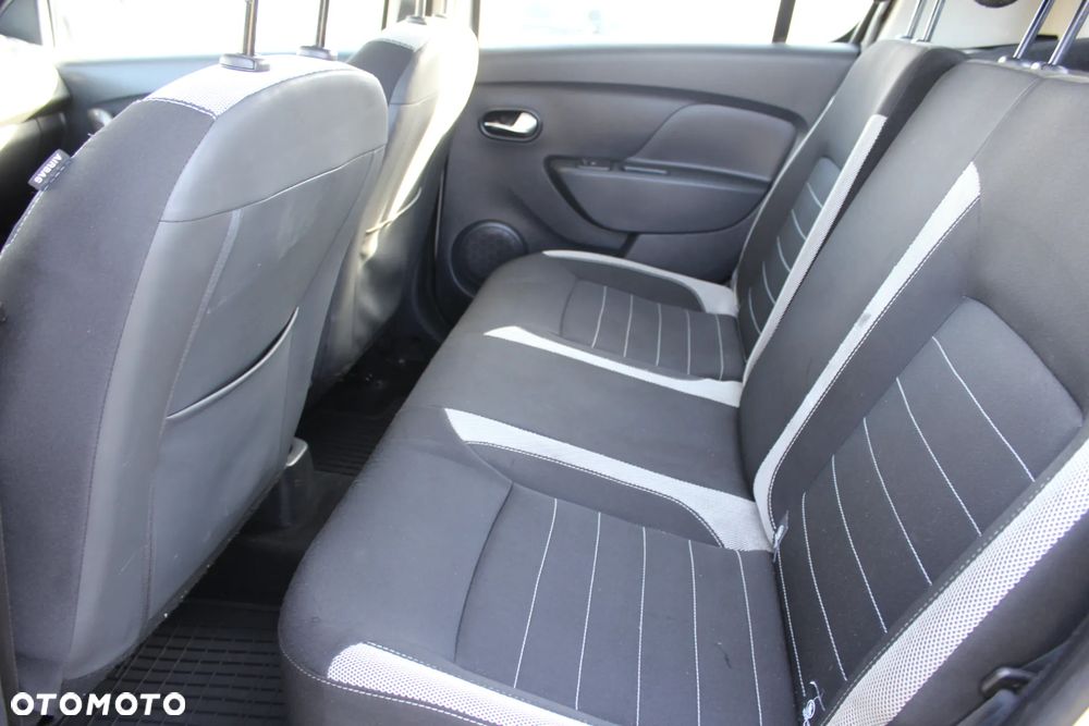 Dacia Sandero dCi 90 Laureate - 10