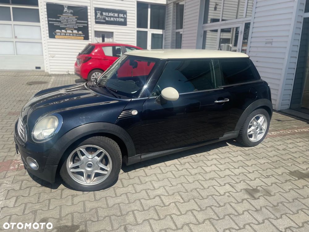 MINI Cooper - 1