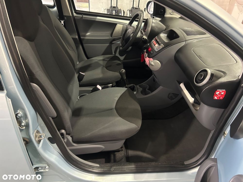 Toyota Aygo City - 29