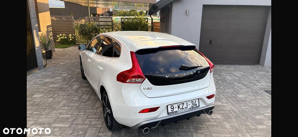 Volvo V40 D2 Geartronic RDesign - 8