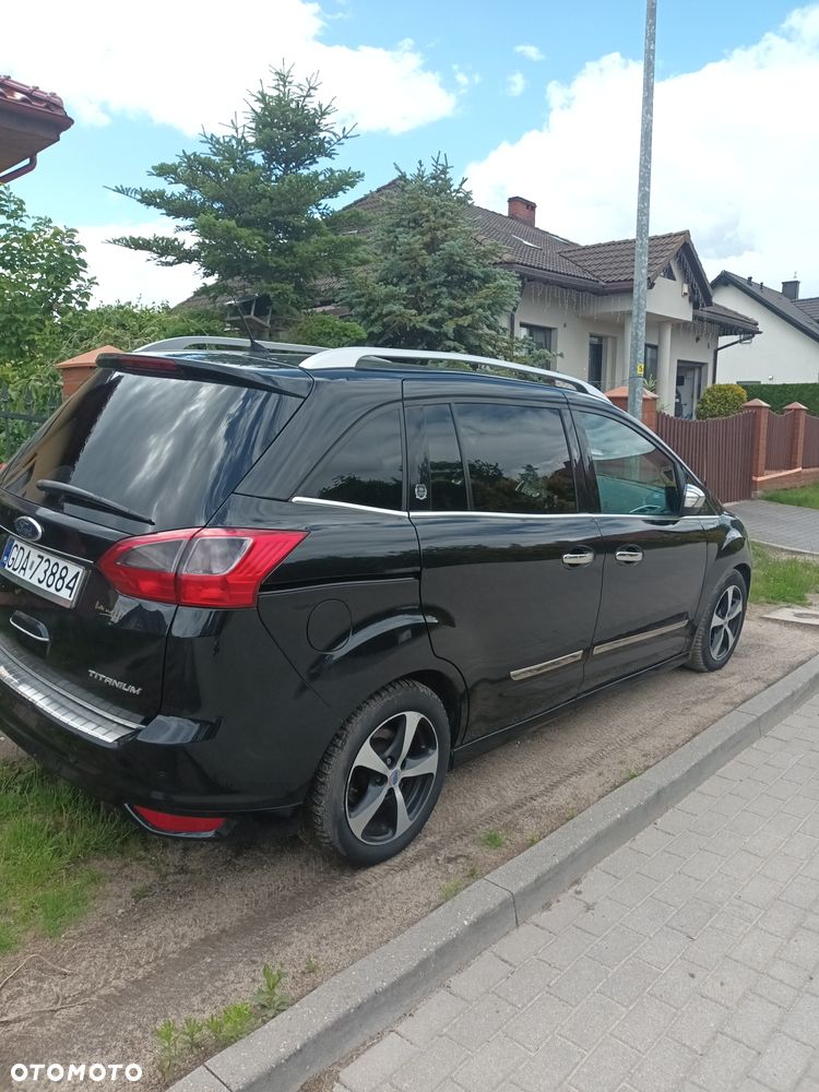 Ford Grand C-MAX - 1
