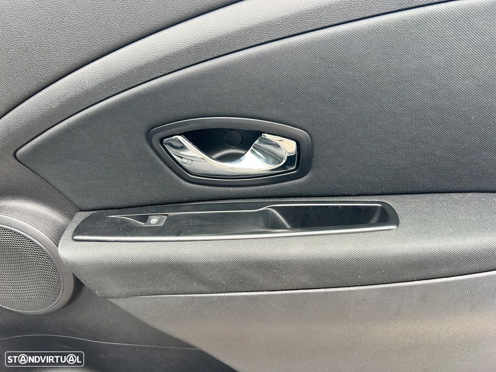 Renault Mégane Sport Tourer 1.5 dCi Dynamique S SS - 11