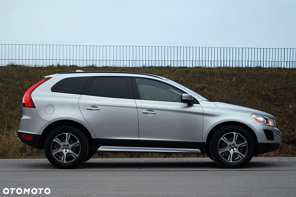 Volvo XC 60 D4 Edition Pro - 12