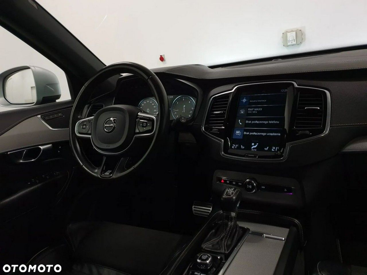 Volvo XC 90 D5 AWD R-Design - 2