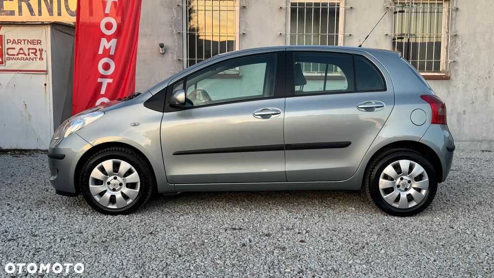 Toyota Yaris 1.3 Sol - 15