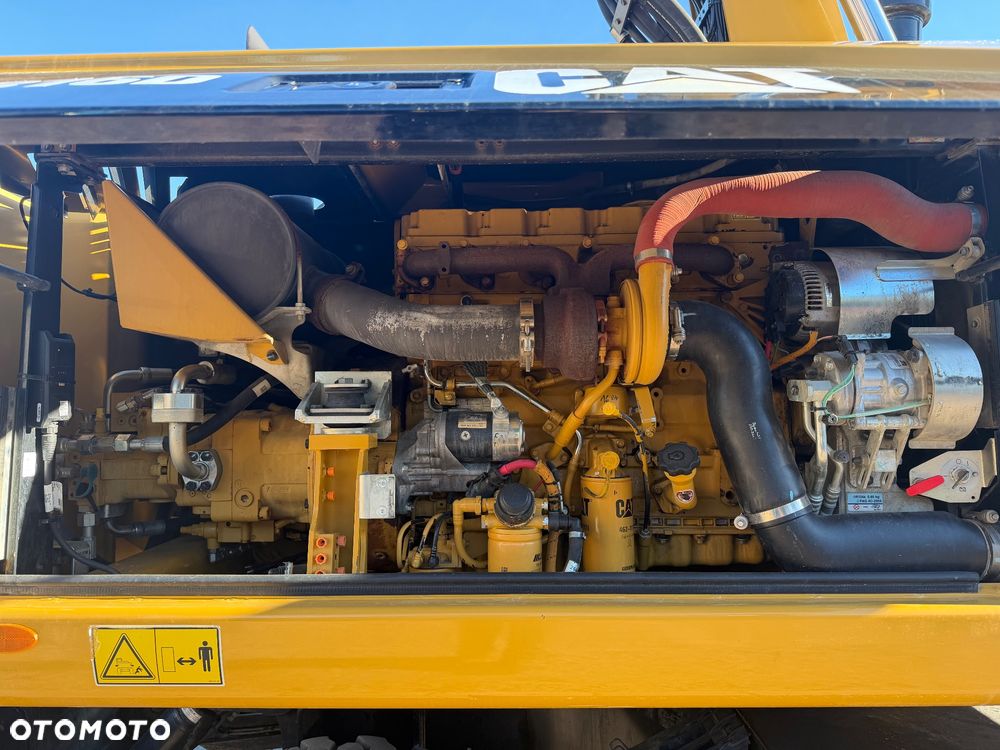 Caterpillar M316D - 21