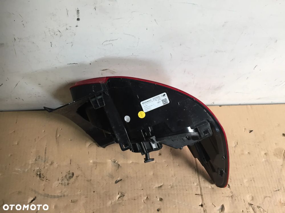 DACIA SANDERO III 21R LAMPA PRAWA TYŁ 265509530R - 2