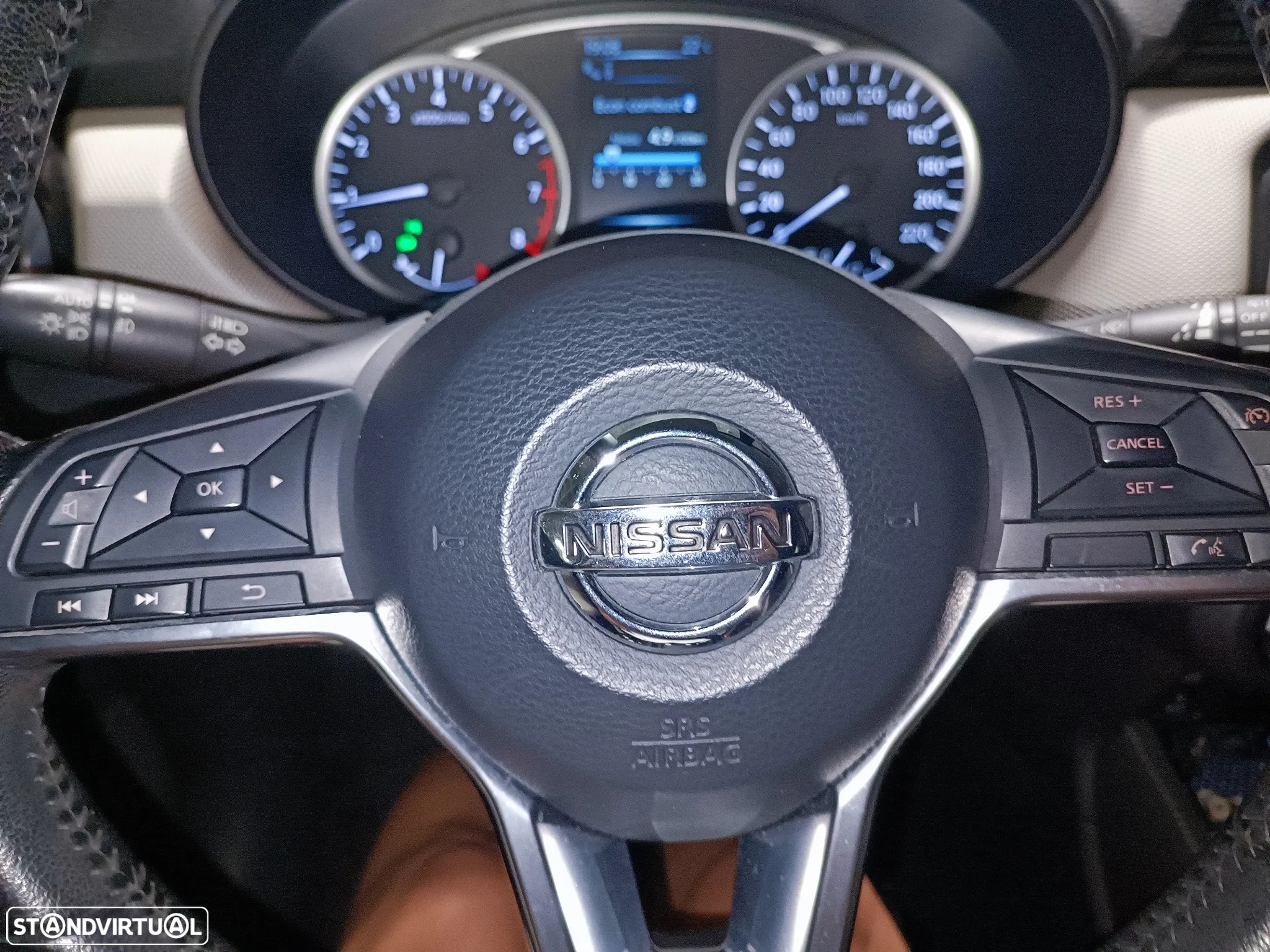 Nissan Micra 0.9 IG-T N-Connecta S/S - 16