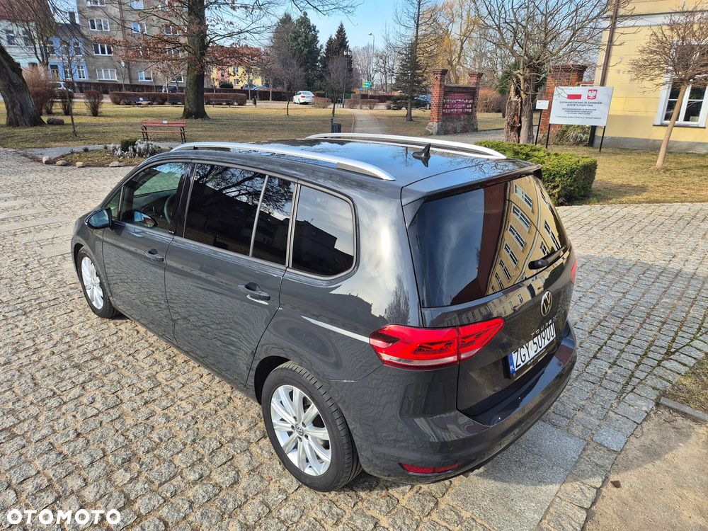 Volkswagen Touran 2.0 TDI SCR DSG ACTIVE - 32