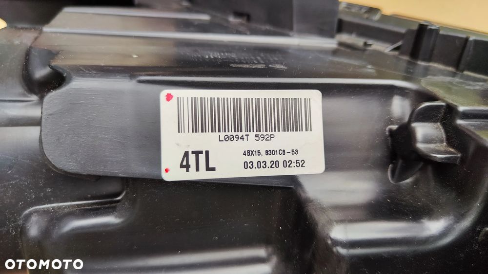 Mitsubishi Outlander Lift 16-23 Lampa Przód Soczewka Lewa Nieklejona Oryginał EU - 8