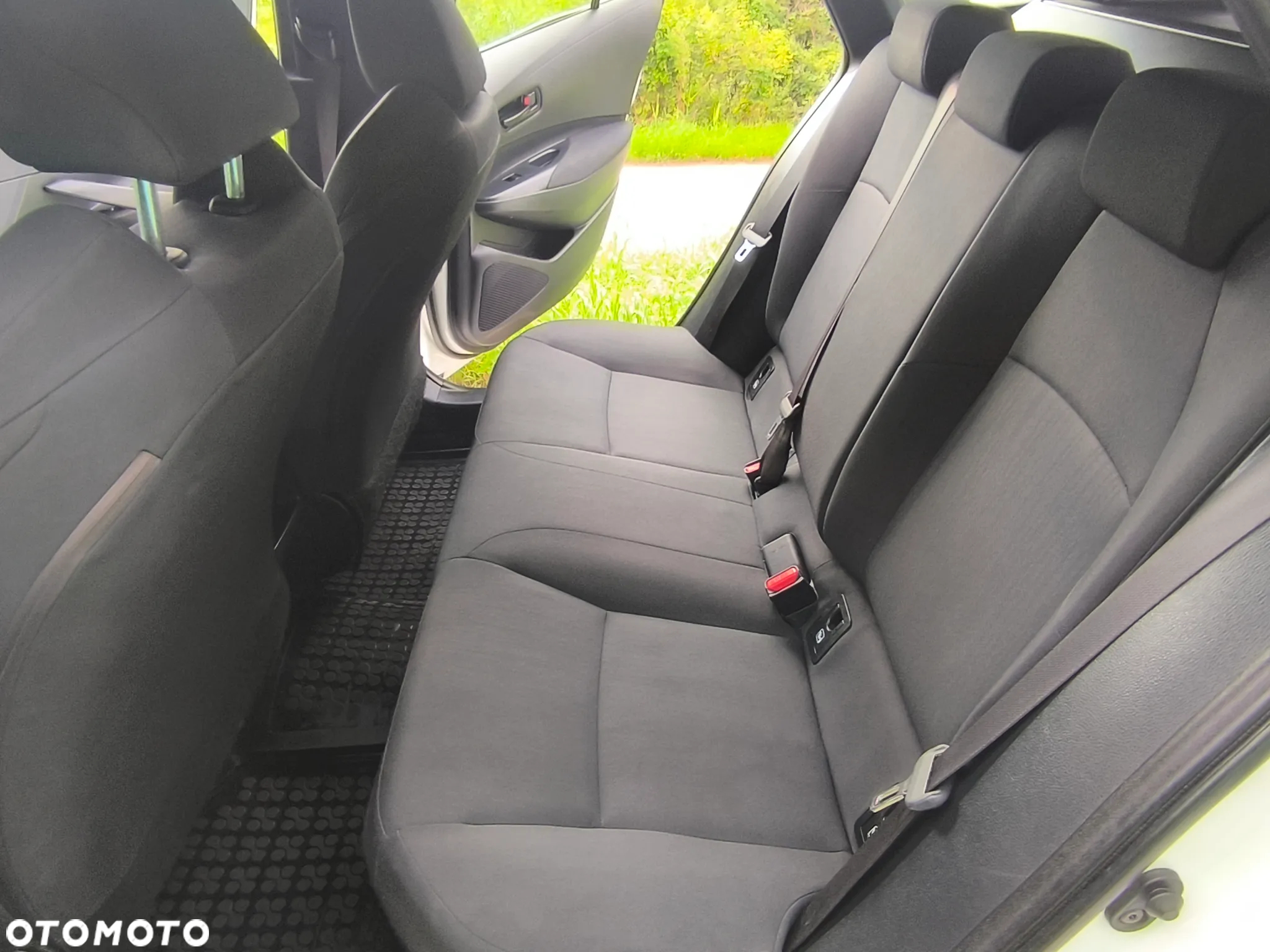 Toyota Corolla 1.8 Hybrid Active - 21
