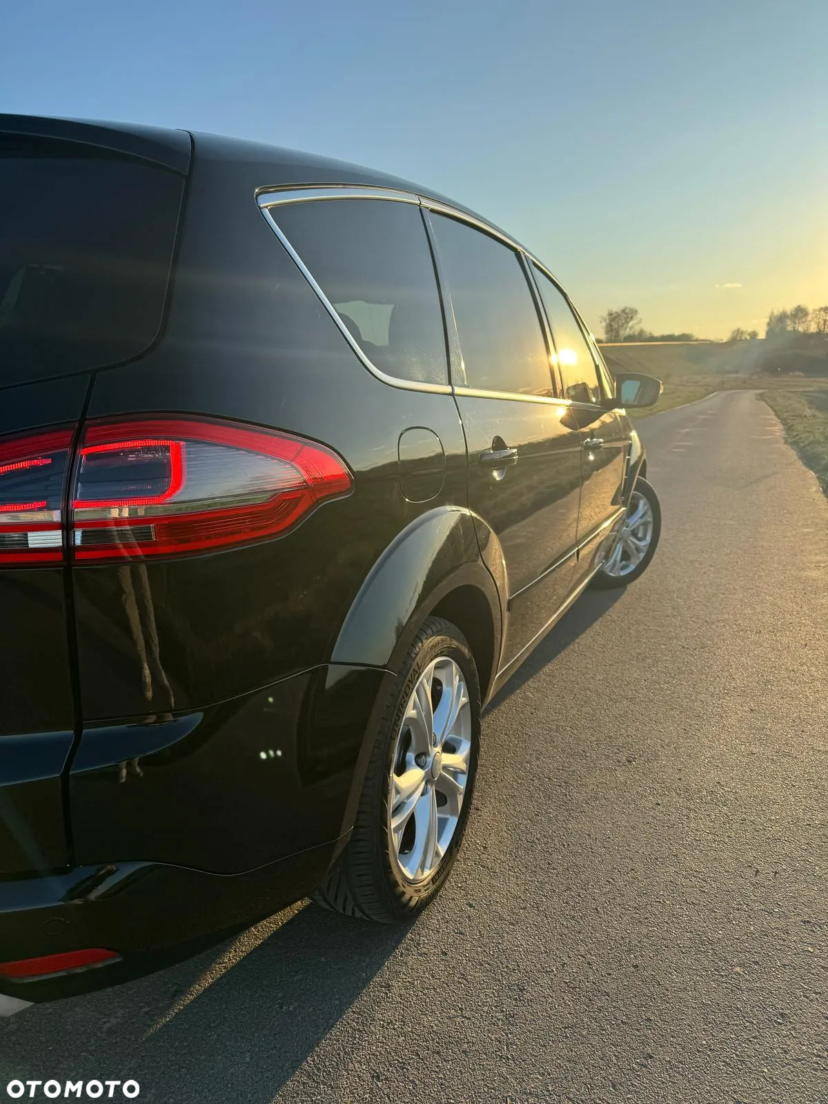 Ford S-Max - 9