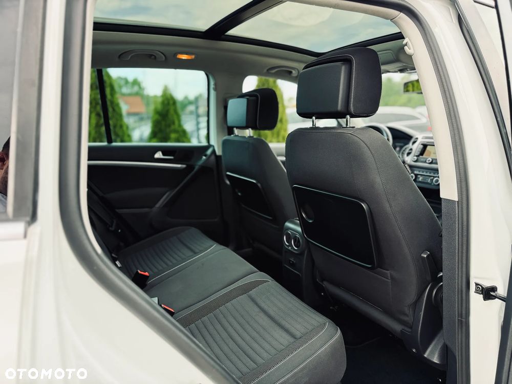 Volkswagen Tiguan 2.0 TDI DPF BlueMotion Technology Cup Sport & Style - 18