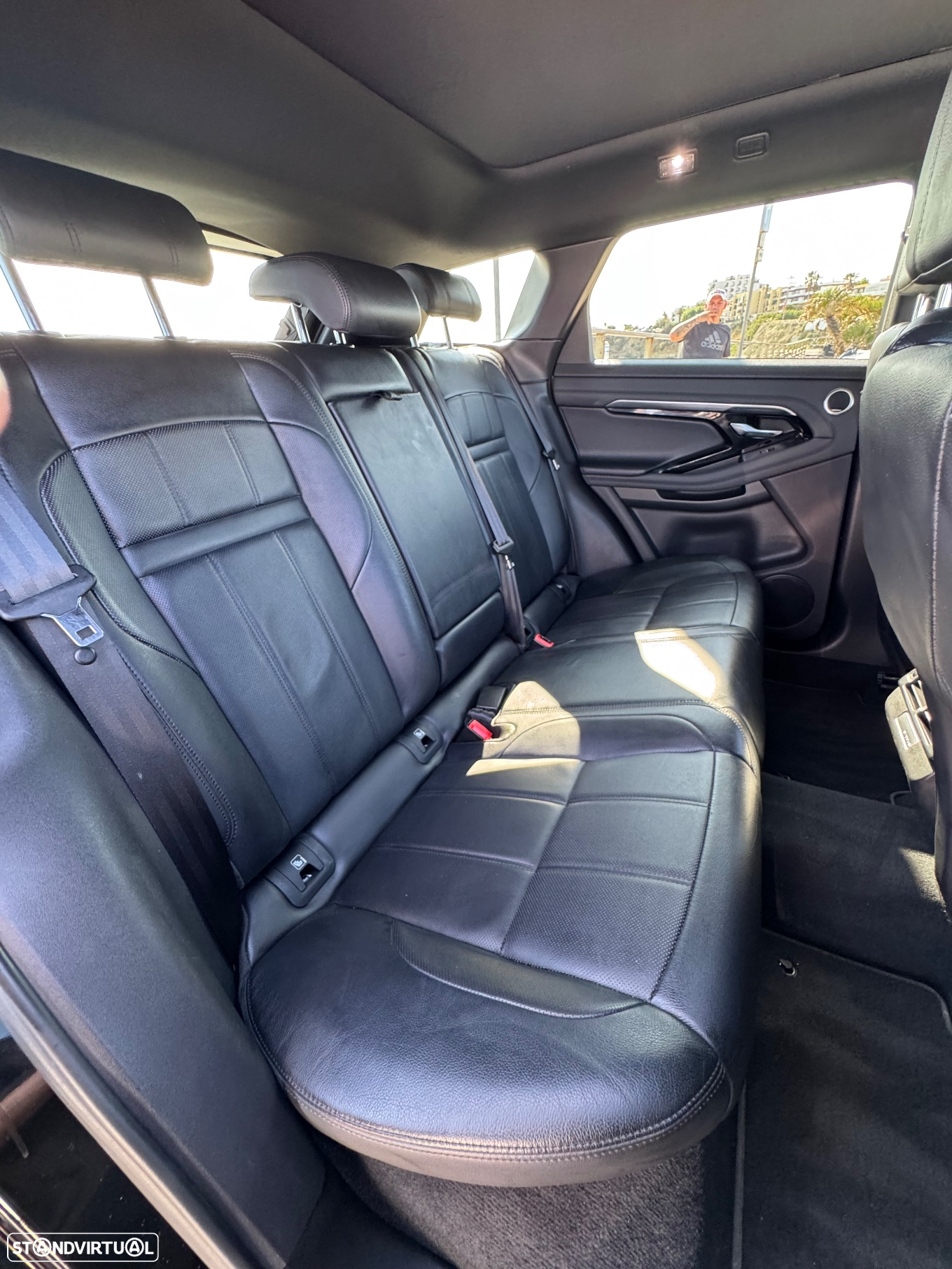 Land Rover Range Rover Evoque 1.5 P300e AWD R-Dynamic HSE Auto - 19