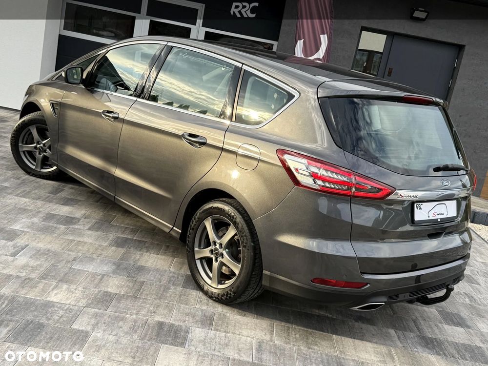 Ford S-Max 2.0 TDCi Titanium PowerShift - 9