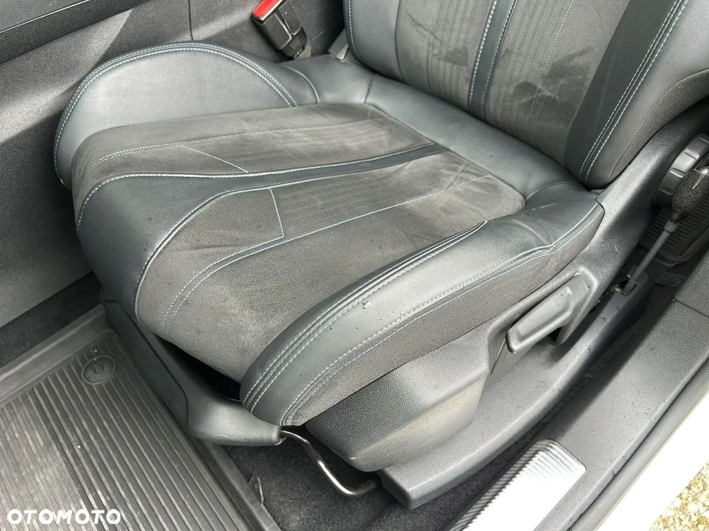 Peugeot 5008 - 21