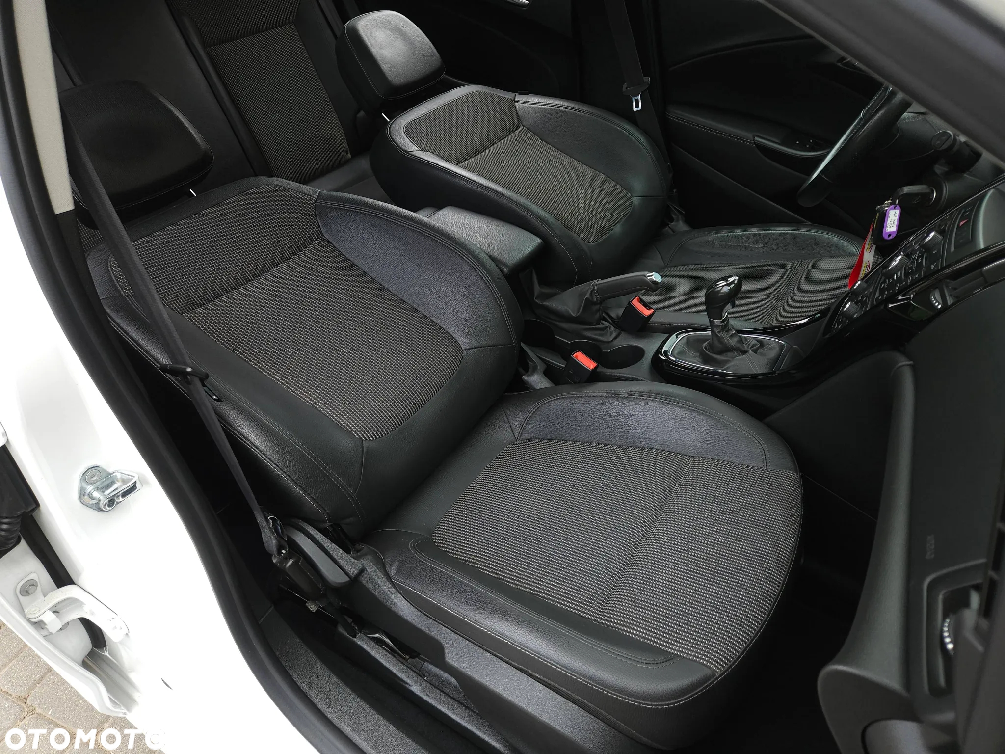 Opel Astra 1.4 Turbo Cosmo - 37