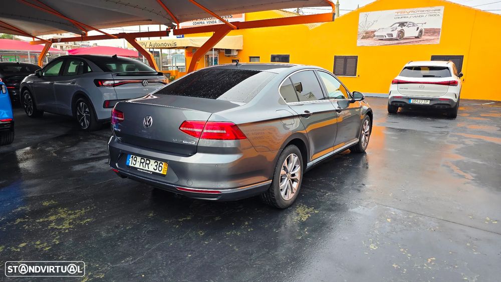 VW Passat 2.0 TDI Highline - 2